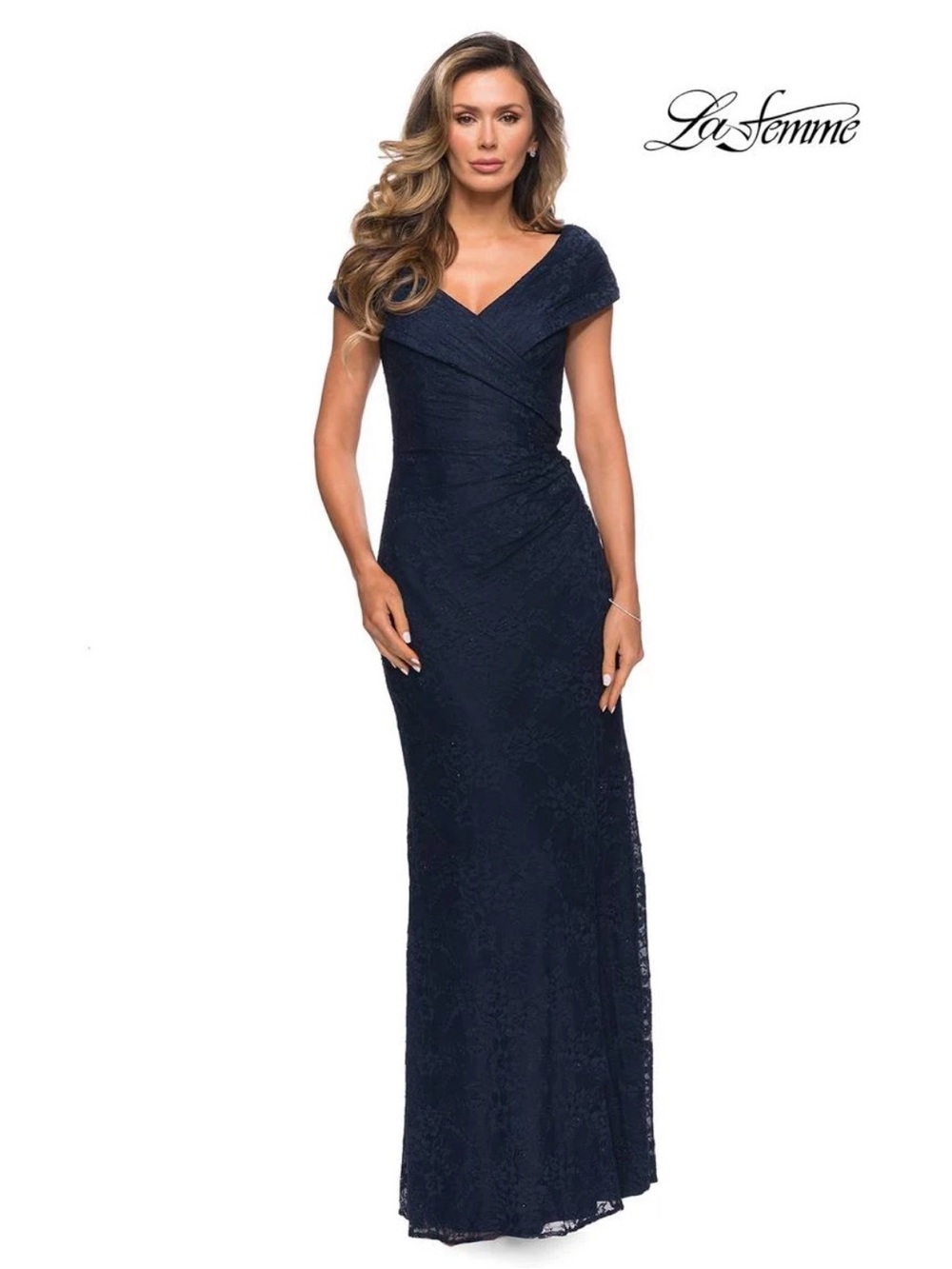 La Femme Cap-Sleeve Lace and Rhinestones Evening Gown in Navy Sz: 10
